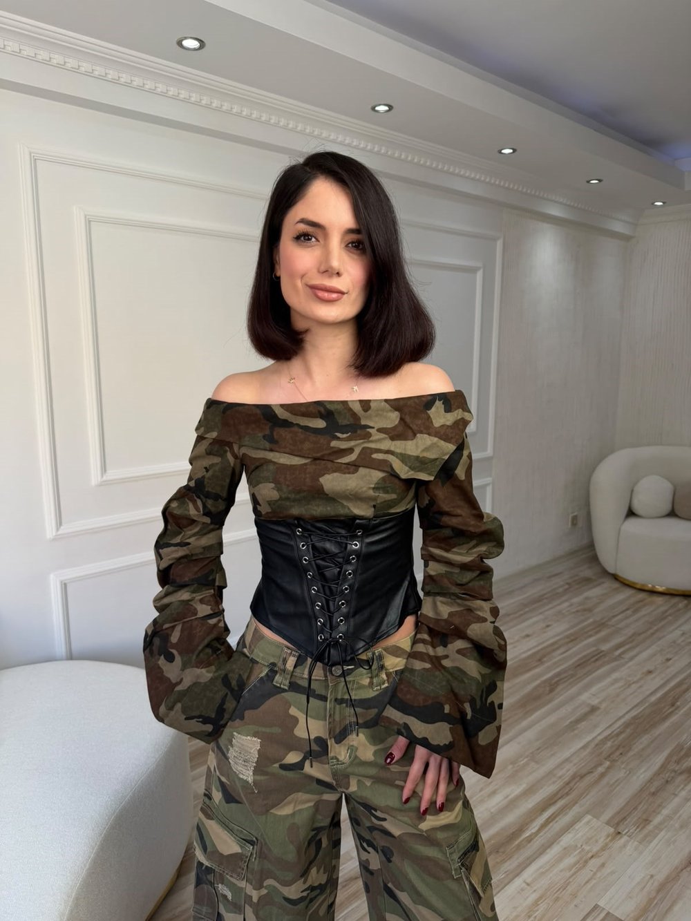 26-2KB0426 - 68061 TW3 CROP - SİYAH - LEOPAR