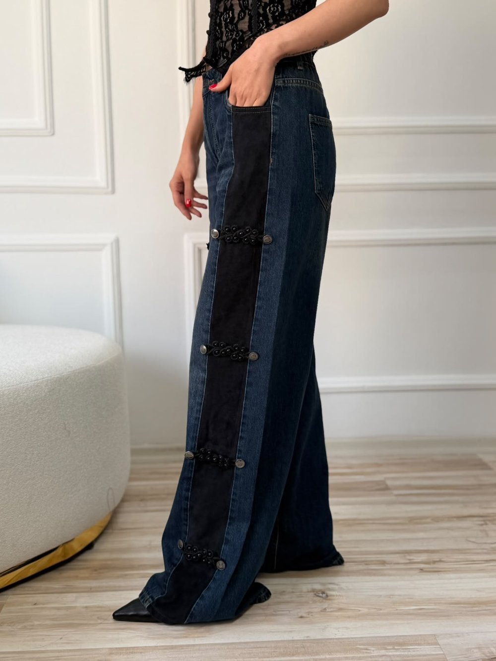Kontrast Şerit Detaylı Geniş Paça Denim Pantolon - TINT