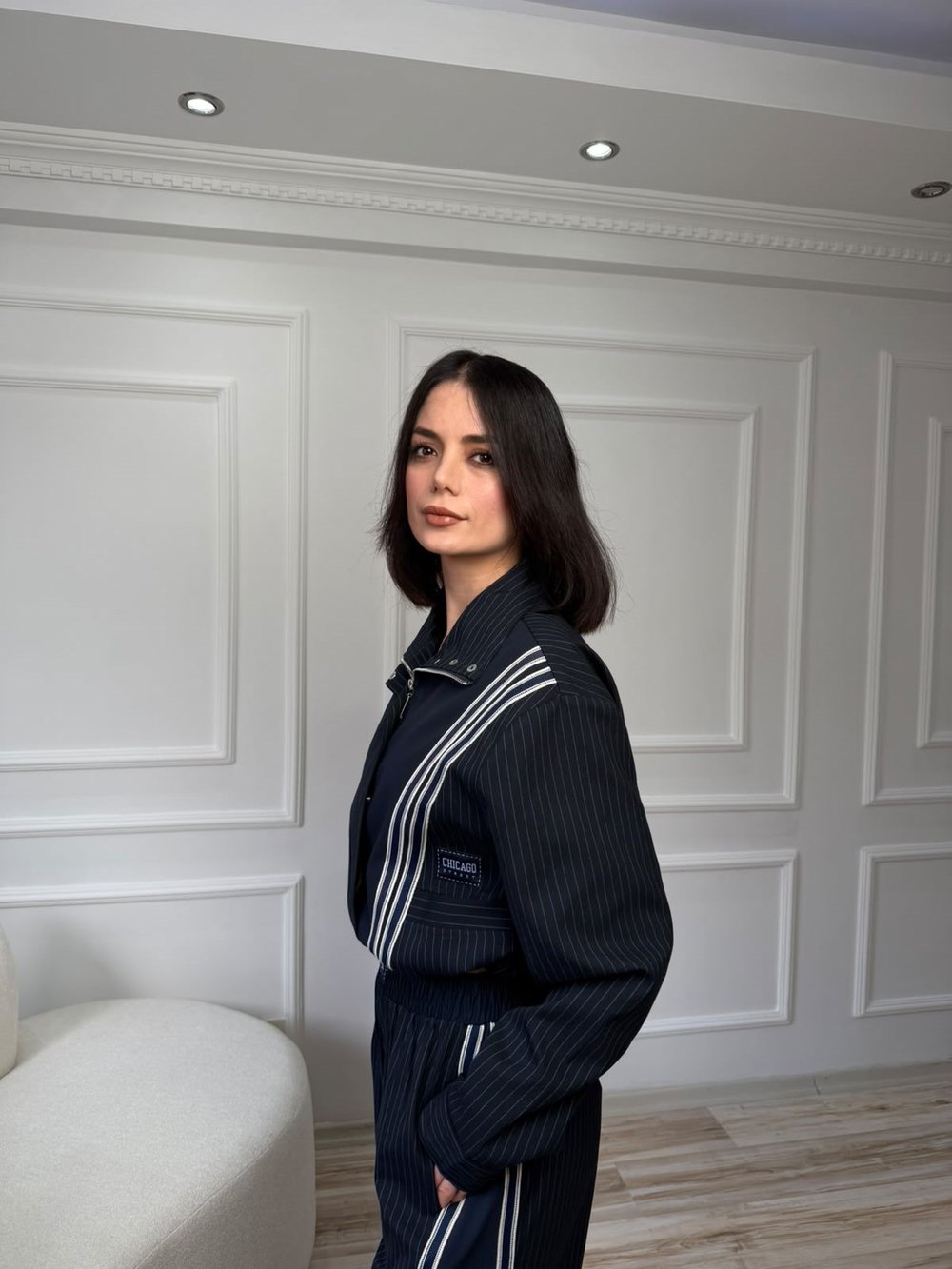 Dik Yaka Şerit Detaylı Crop Ceket - LACİ