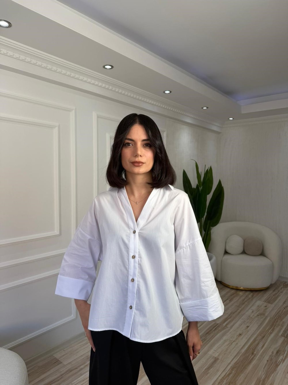26-2XB0084 - 27451-5 MİSS POEM ÖNÜNDE 2 AD İNCİLİ GÖMLEK - BEYAZ