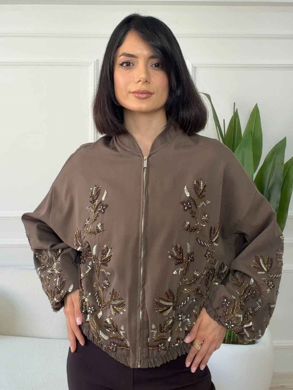 Taş İşlemeli Bomber Mont - KAHVE
