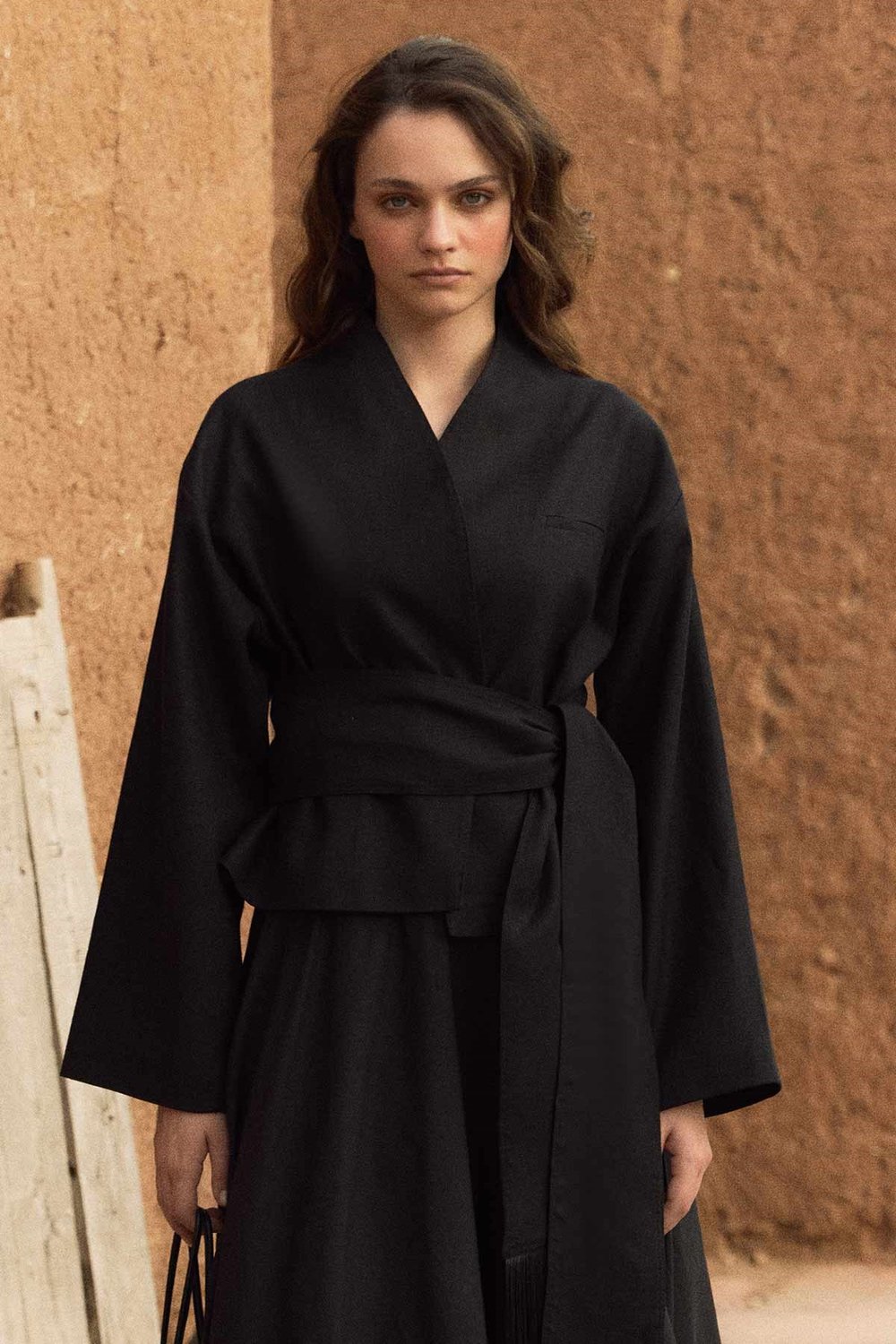 AMANRA PÜSKÜL FULAR SİYAH