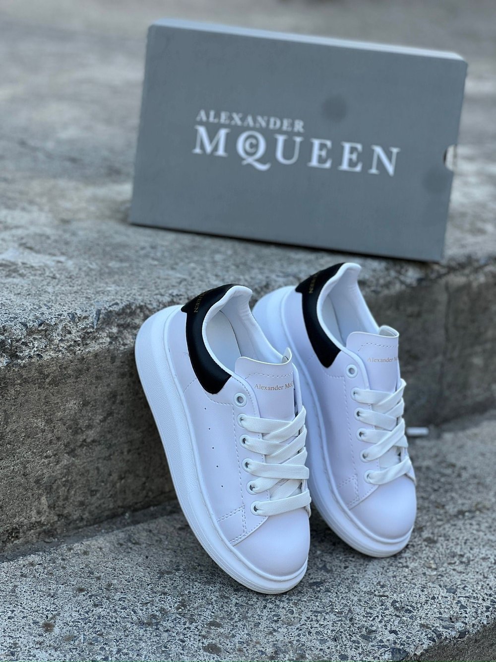 ALEXANDER MCQUEEN