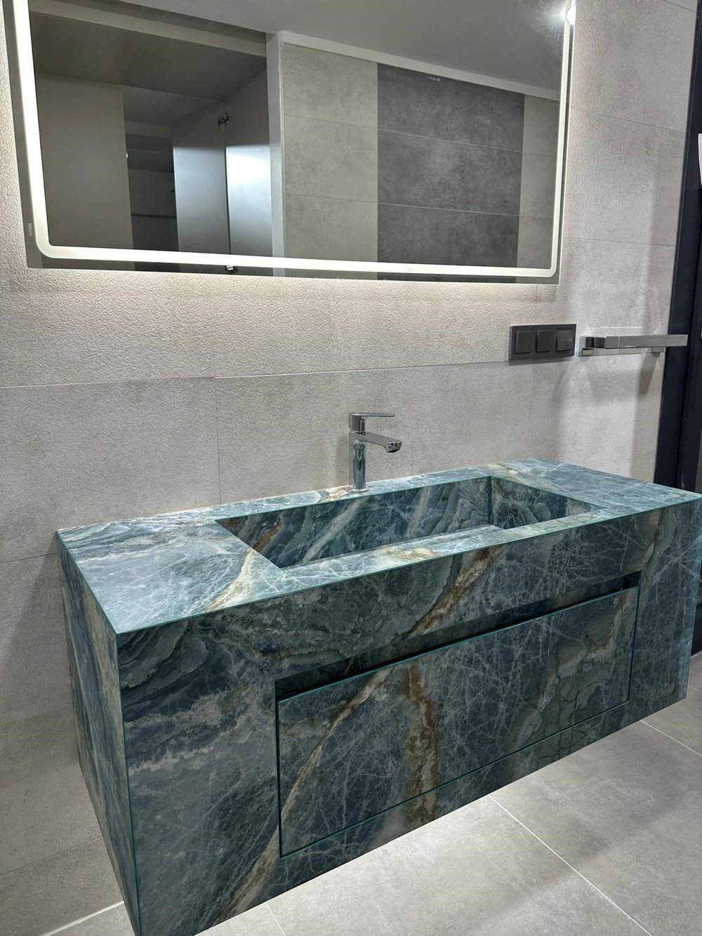 Okyanus Mavisi Porselen Çekmeceli Lavabo - ACWD26002