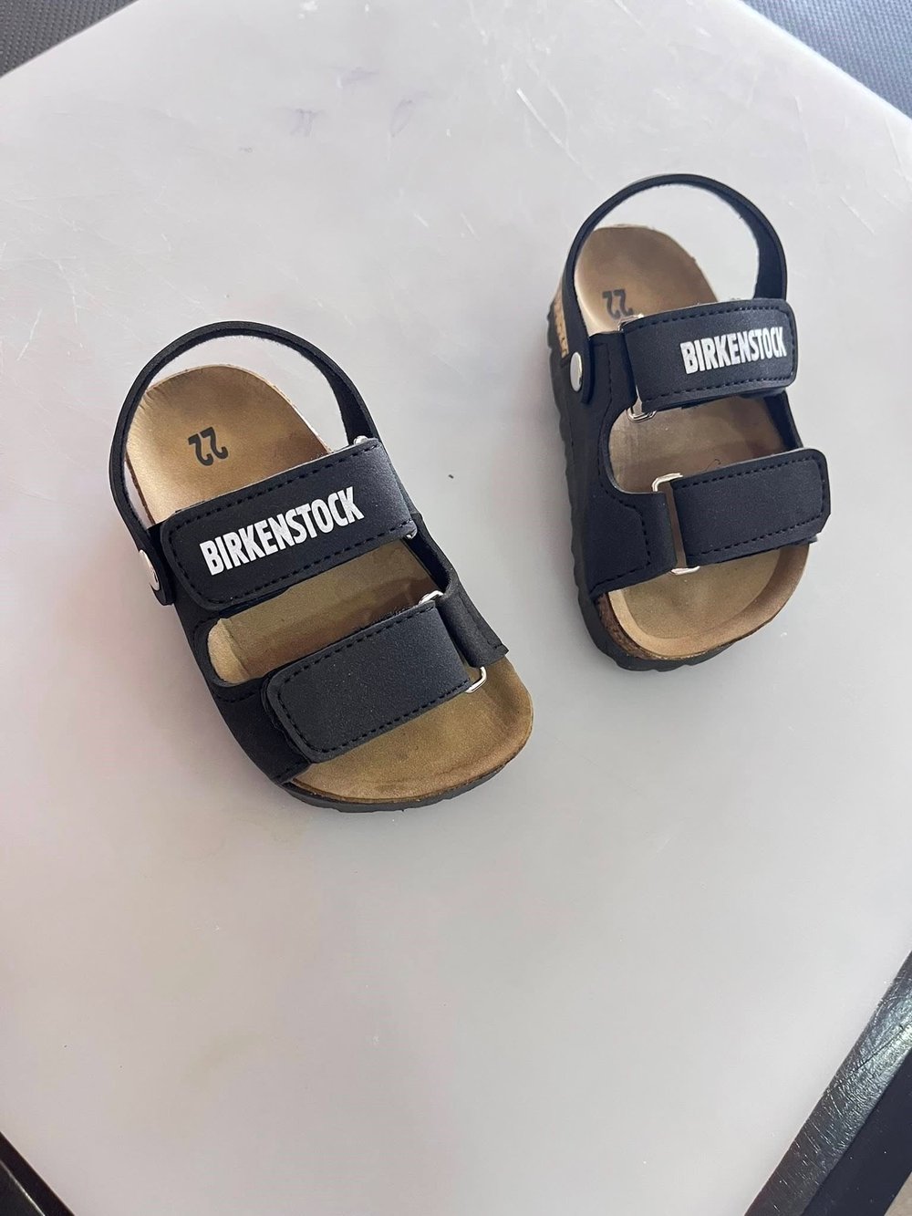 BRKN SANDALET SİYAH