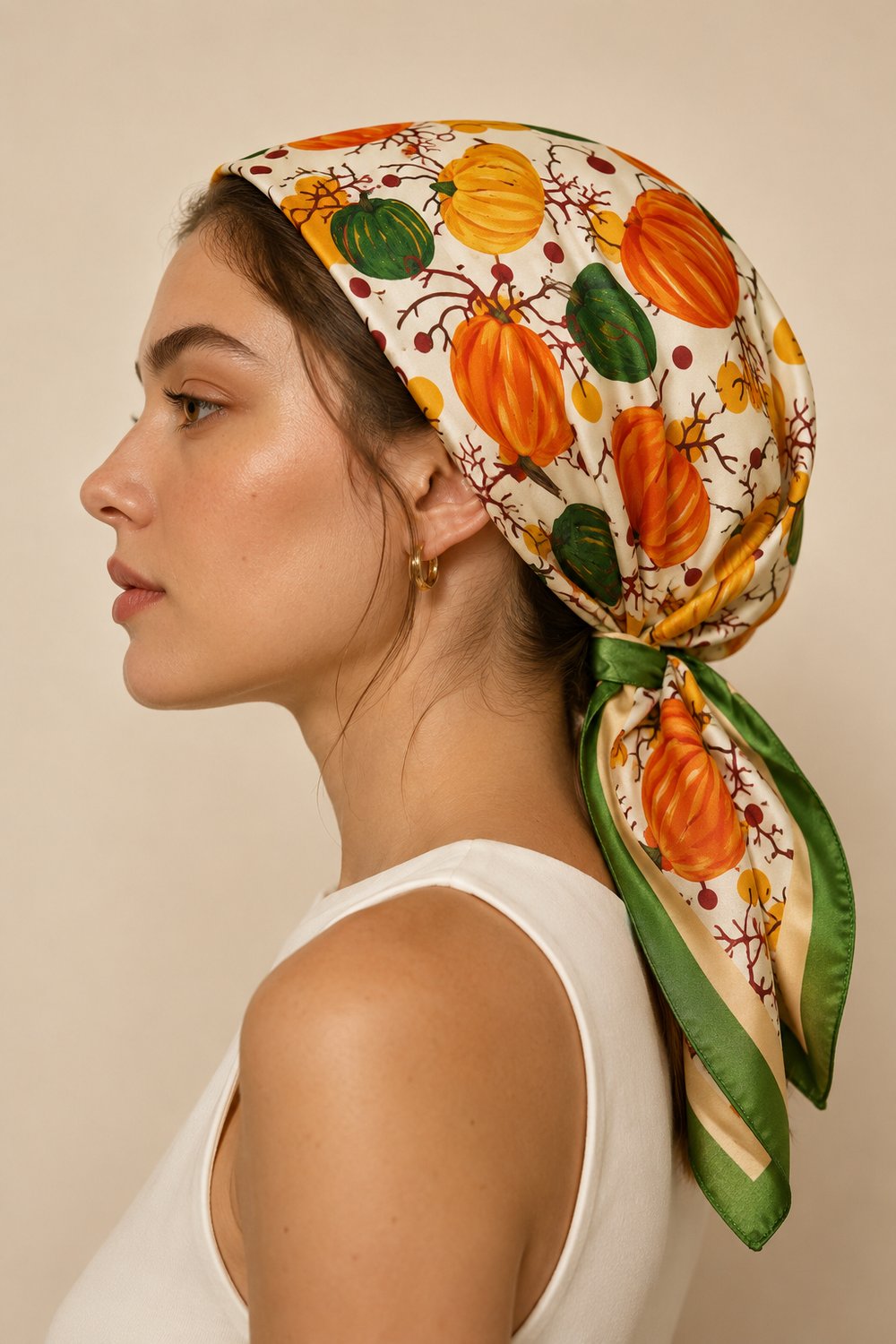 Kadın Balkabağı Desenli Saten Fular Bandana 56x56 cm - Benetton