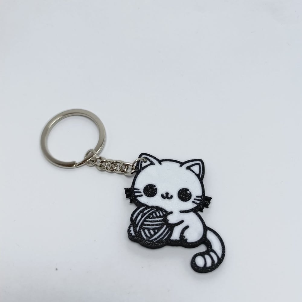 Top Oynayan Kedi  - Anahtarlık