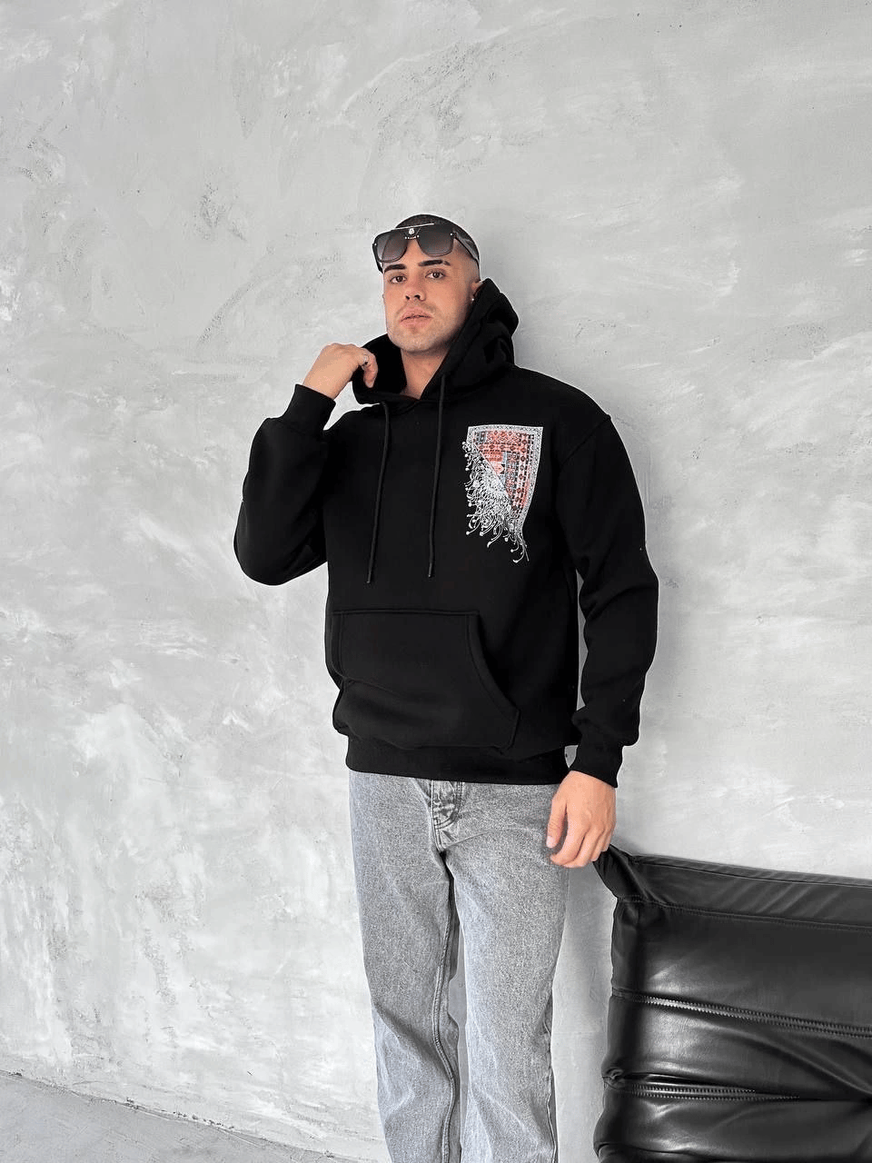 Erkek Kapüşonlu Kanguru Cepli Sweatshirt 3 İplik Pamuklu Baskılı Hoodie - Siyah