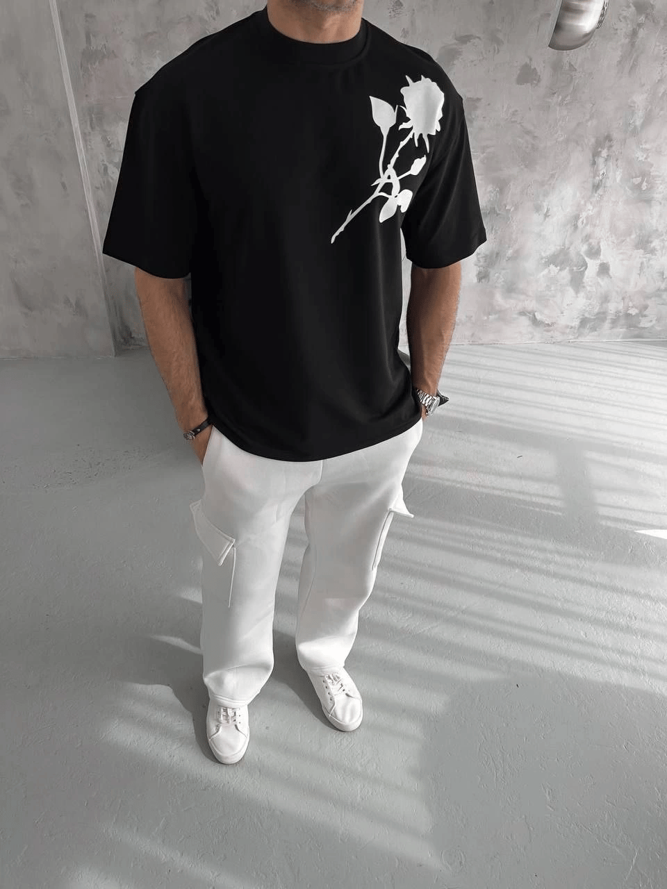 Erkek Kısa Kol Tişört Bisiklet Yaka GÜL Baskılı Oversize T-Shirt - Siyah