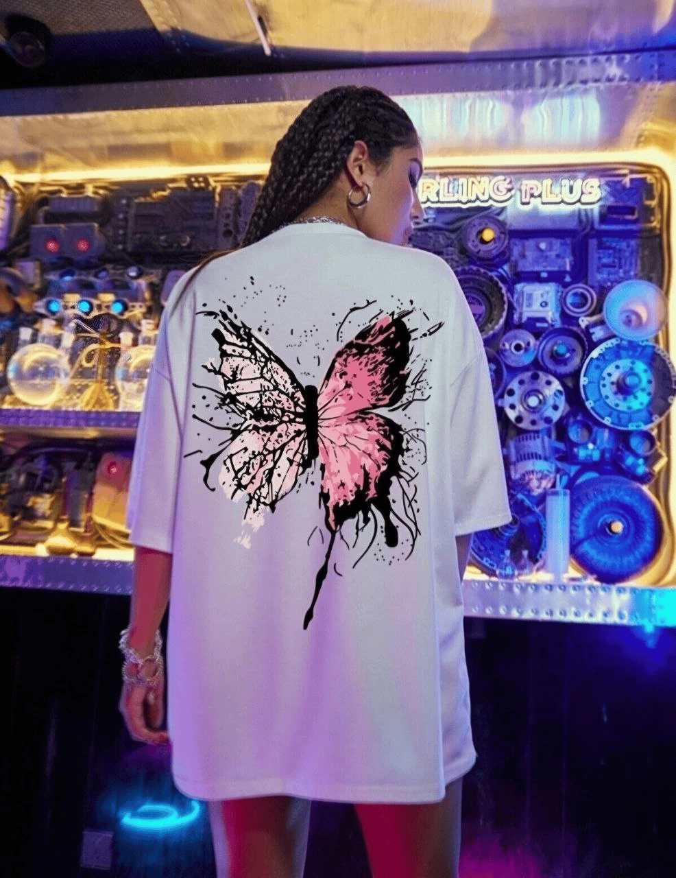 Kadın Kısa Kol Yazlık Tişört Bisiklet Yaka Kelebek Baskılı T-Shirt - Beyaz