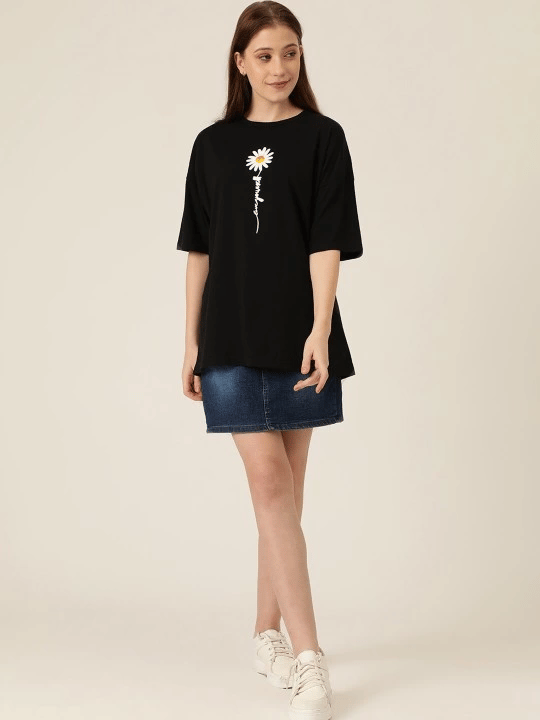Kadın Papatya Baskılı T-Shirt Kısa Kol Bisiklet Yaka Oversize  Tişört - Siyah