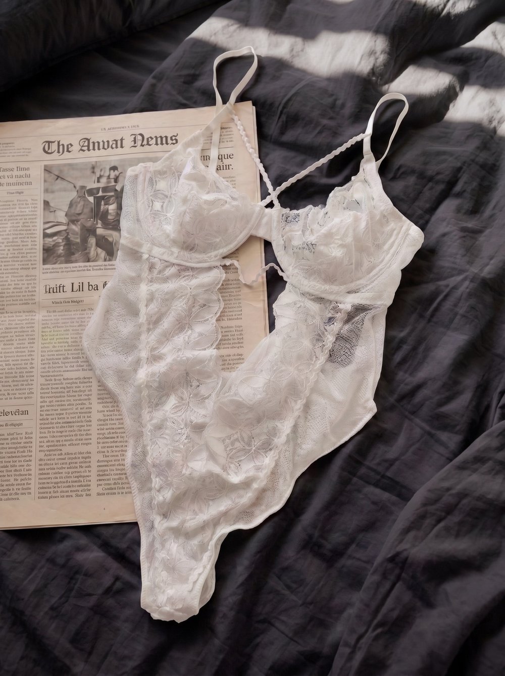 Beyaz Dantel Transparan Body