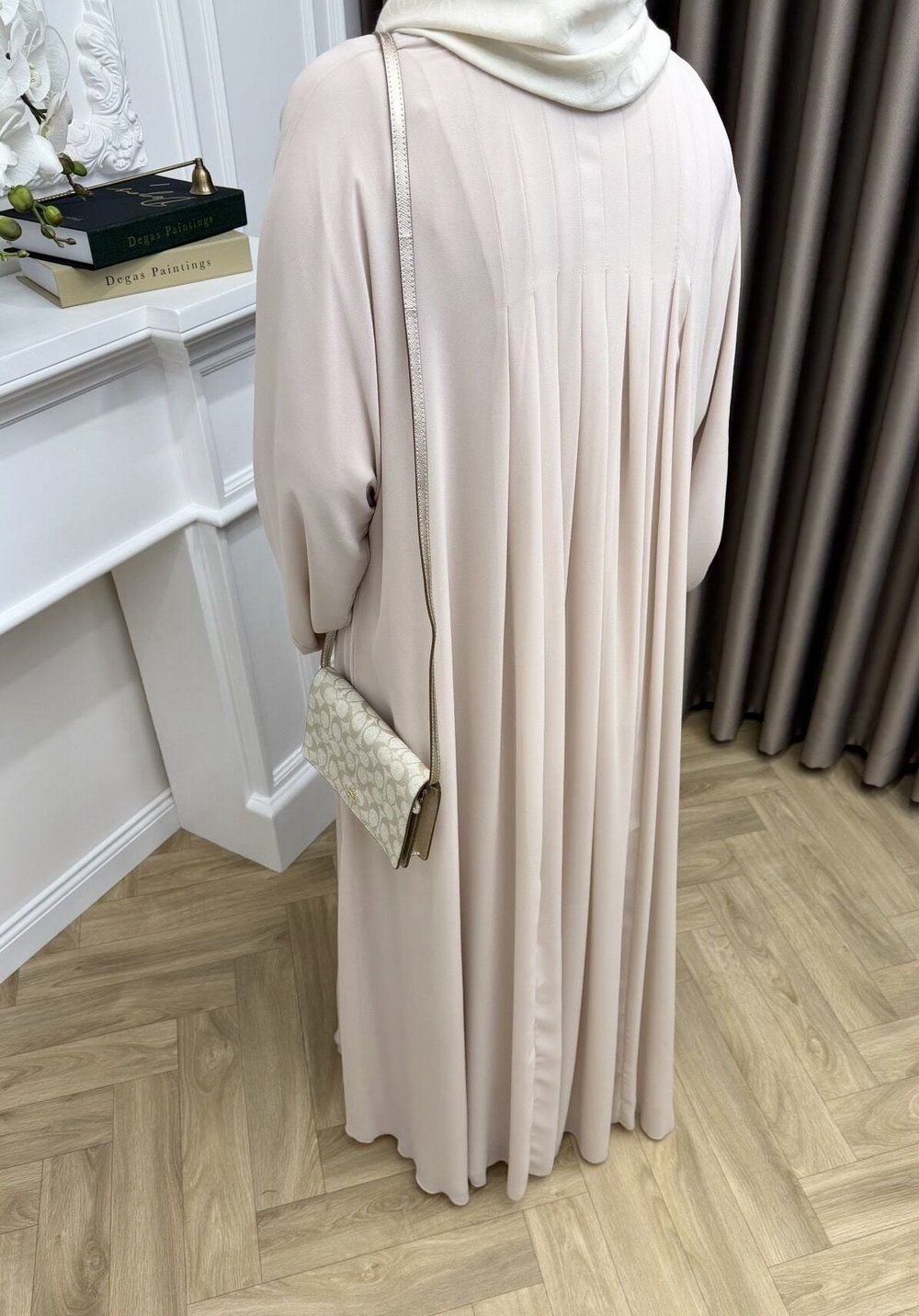 Almila Abaya Bej