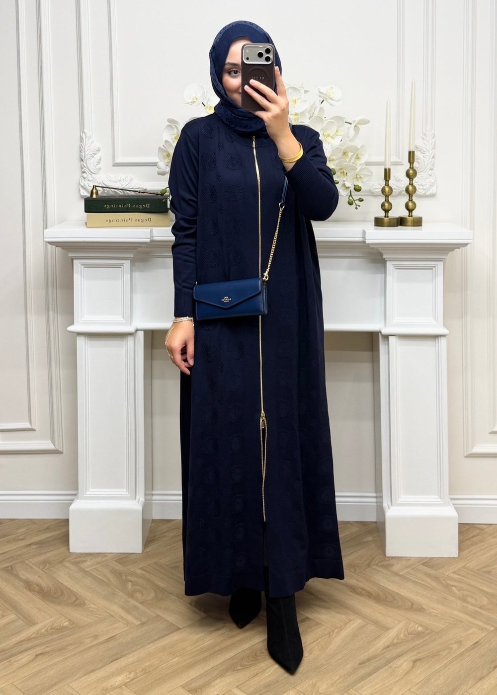 Nadia Merserize Kap Lacivert
