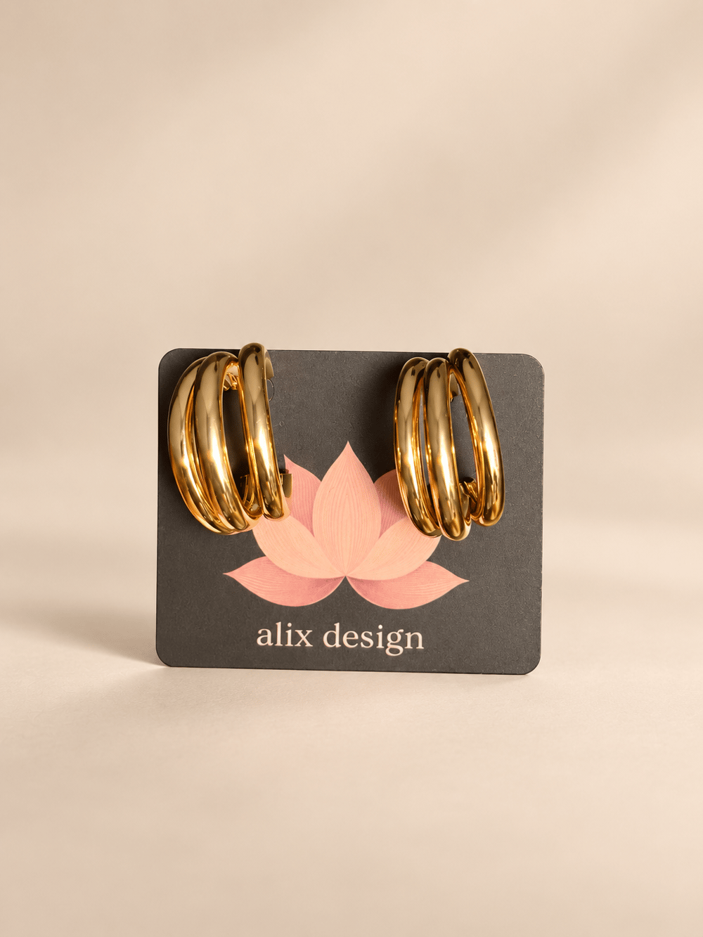     Trio Small Gold Küpe