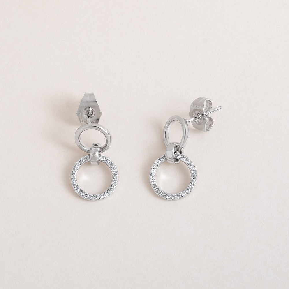 Linked Circle Sparkle Earrings