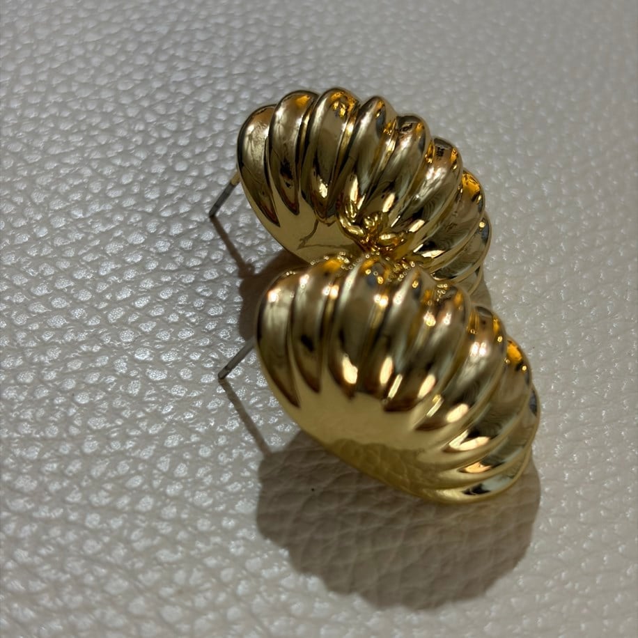Molten Twist Hoops