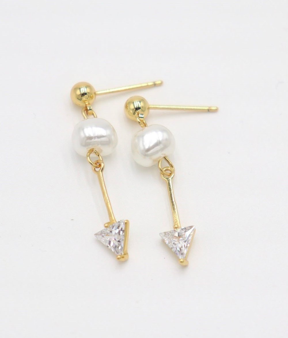 Pearl and Triangle Zircon Dangle Earrings