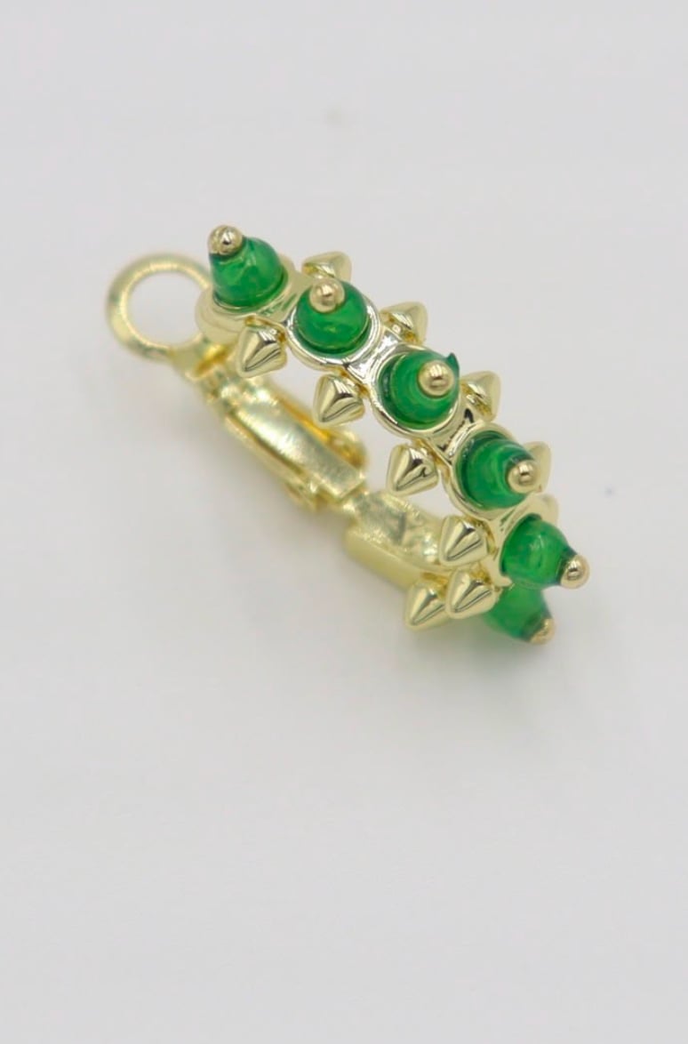 Verdant Spike Earcuff