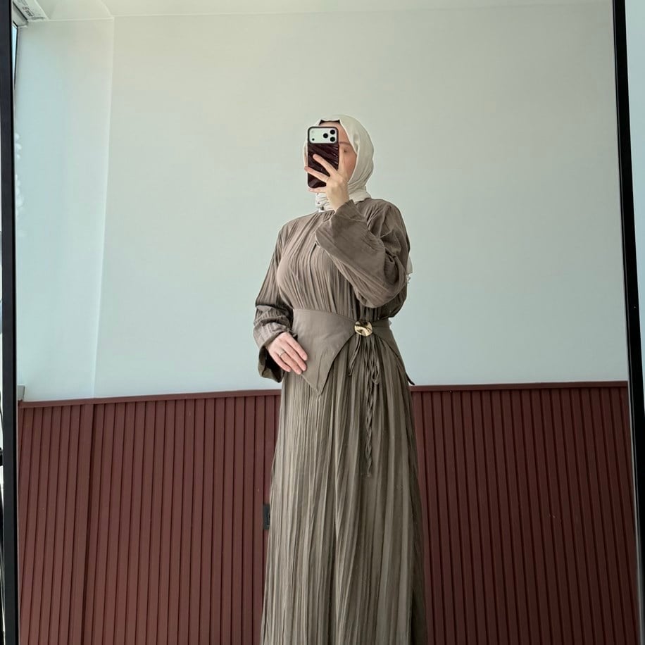 Helen Elbise - Kahve
