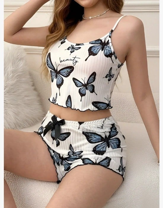 Kadın Kelebek Baskılı Fiyonk Detaylı Şortlu Pijama Takımı