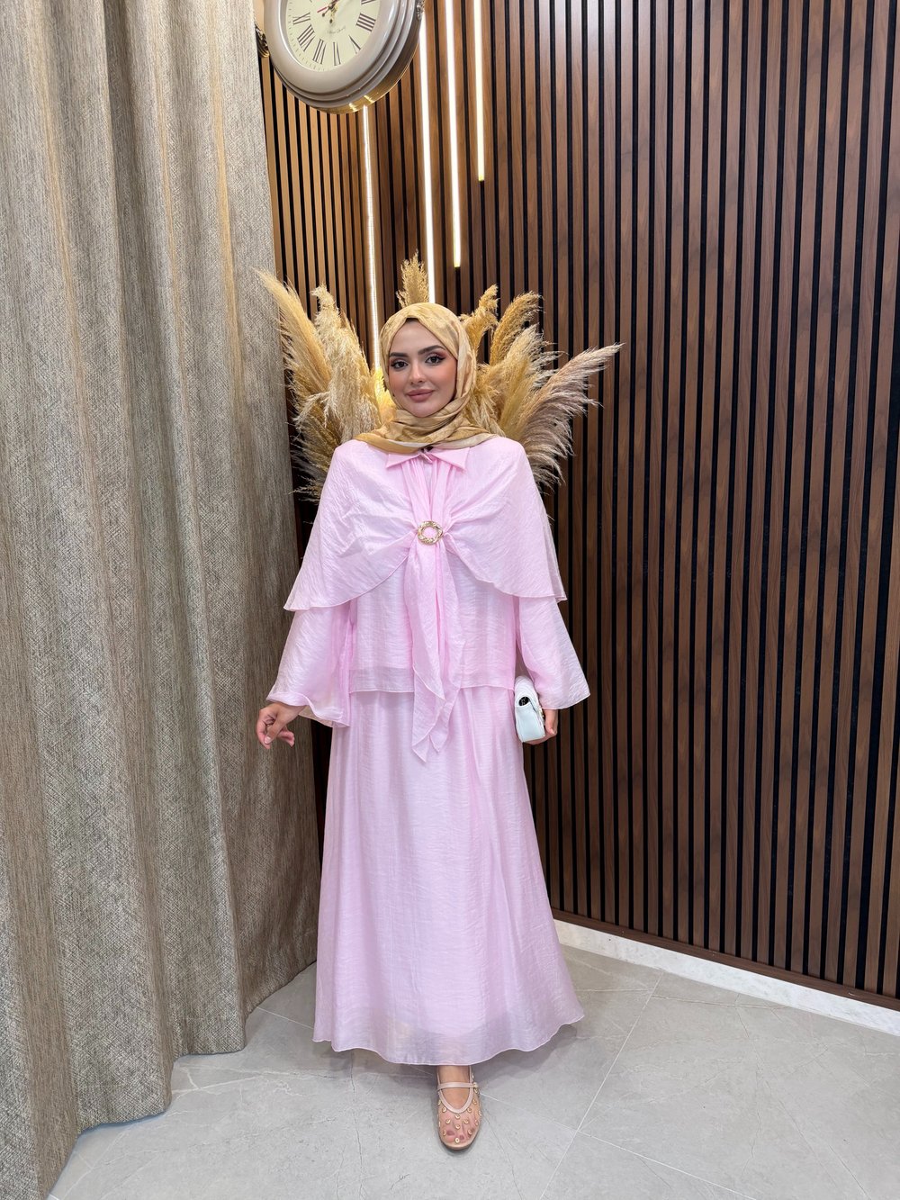 Elin Pelerin Detaylı Broşlu 3 lü Takım | Pembe