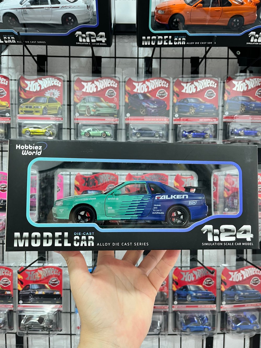 Hobbiez 1/24 GT-R (R34)