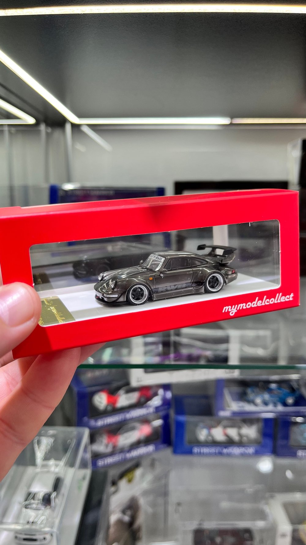 Model Collect -MC 1/64 Porsche RWB 964 (High Wing) Chrome Bronze Brushed Livery