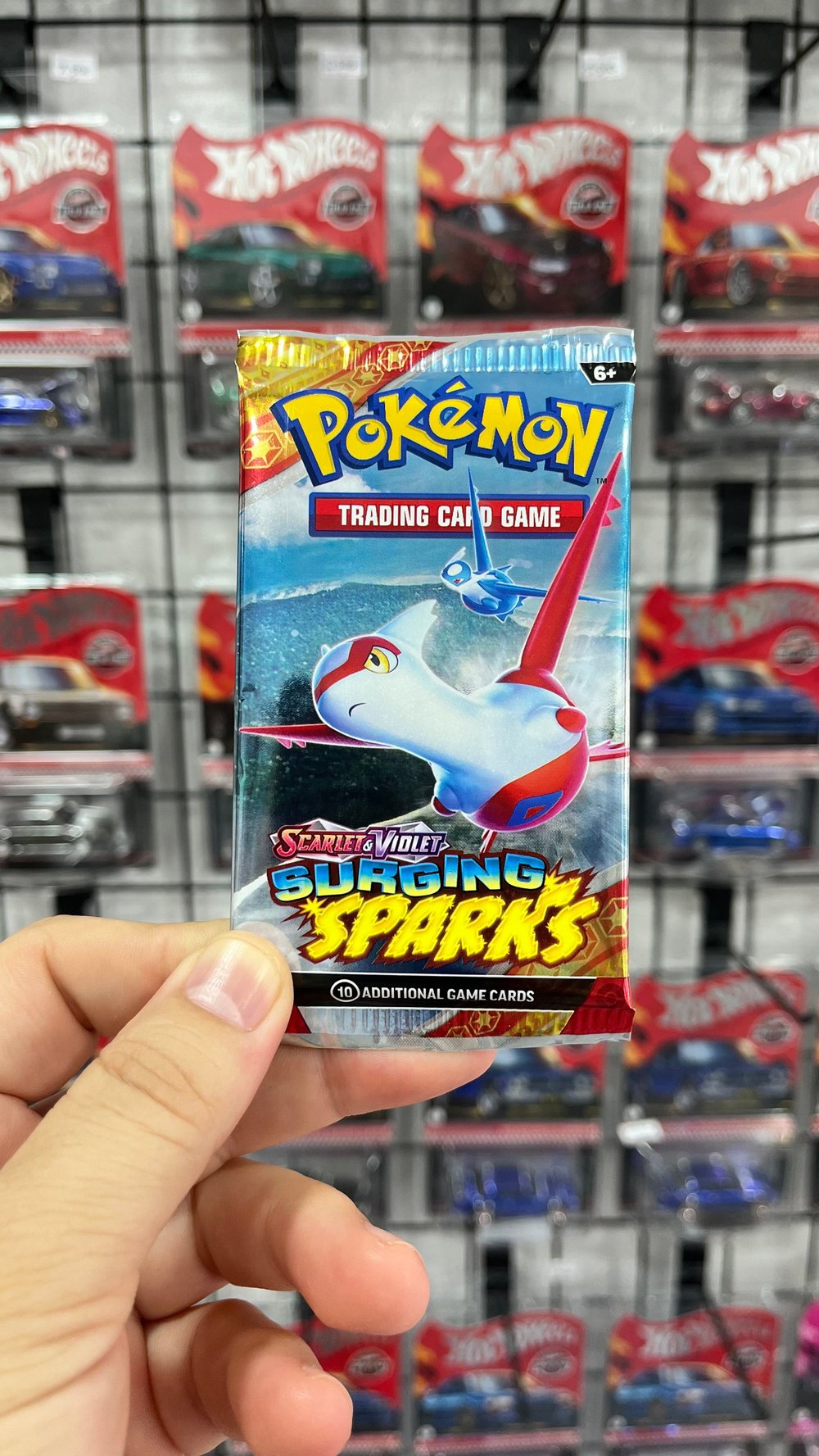 Pokemon SURGING SPARKS Pack - Rast Gele 1 Paket Gönderilir.Orijinal Ürün