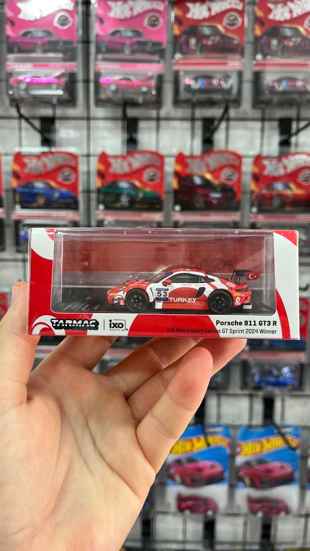 Tarmac 1/64 Ayhancan Güven Porsche 911 GT3 R