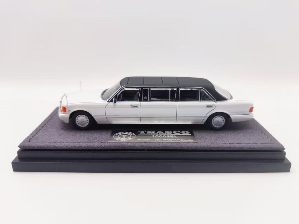 THE ART OF MODEL 1:64 MERCEDES-BENZ S-CLASS (W126) PEARL WHITE