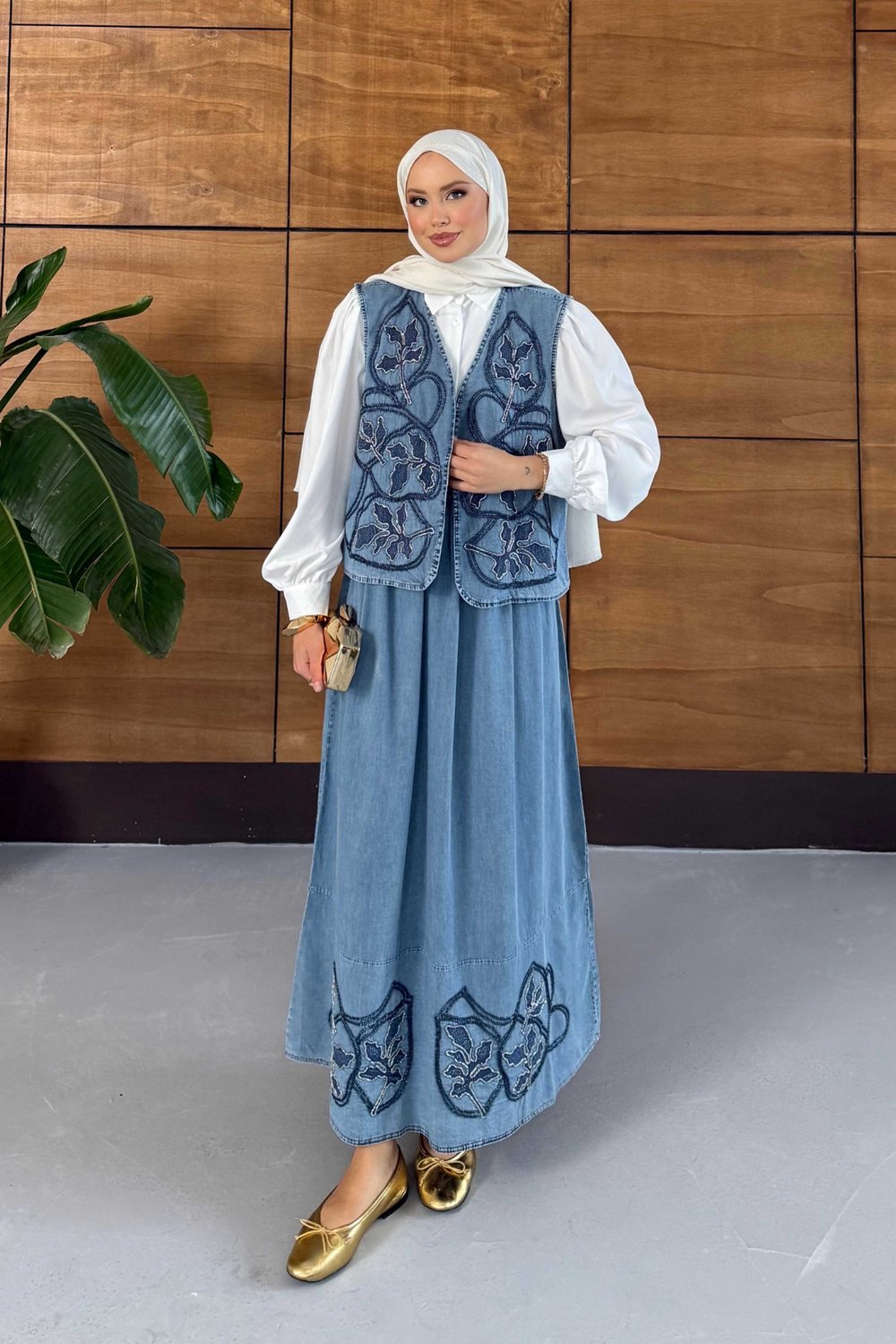Alenis İşlemeli Kot Yelek Etekli Takım  - Açık Mavi