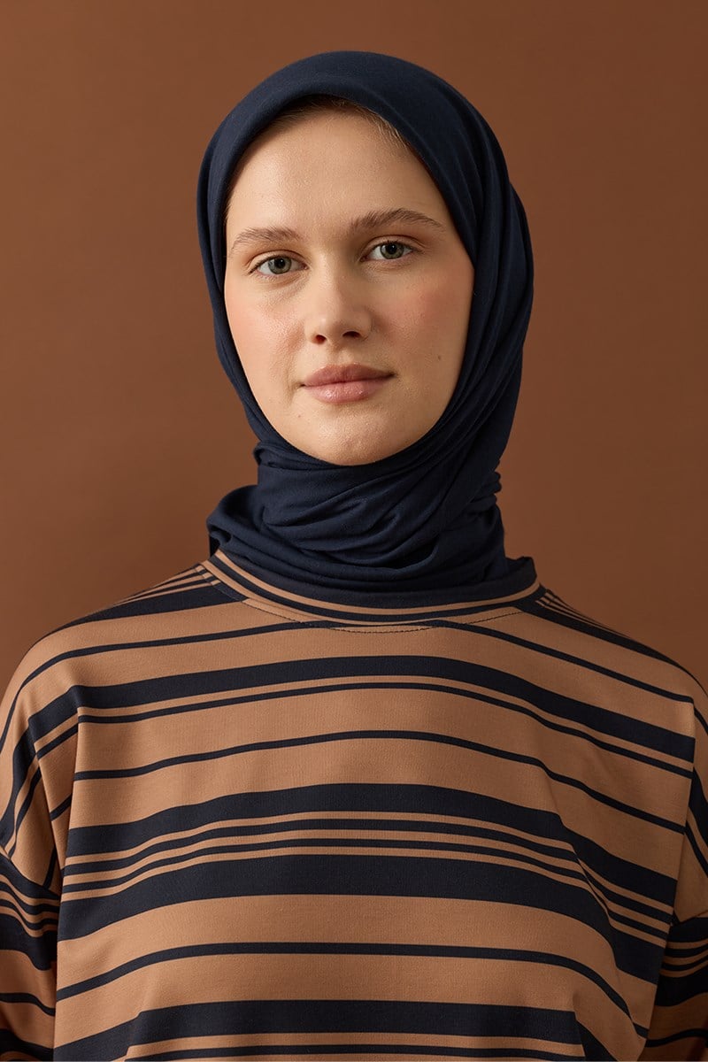 Lacivert Pamuk Eşarp