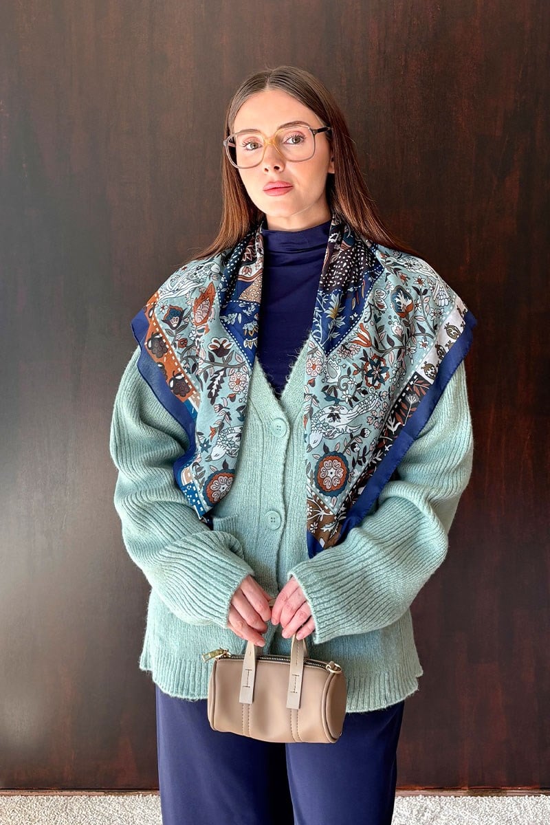 Mint Yeşili V Yaka Düğmeli Oversize Triko Hırka