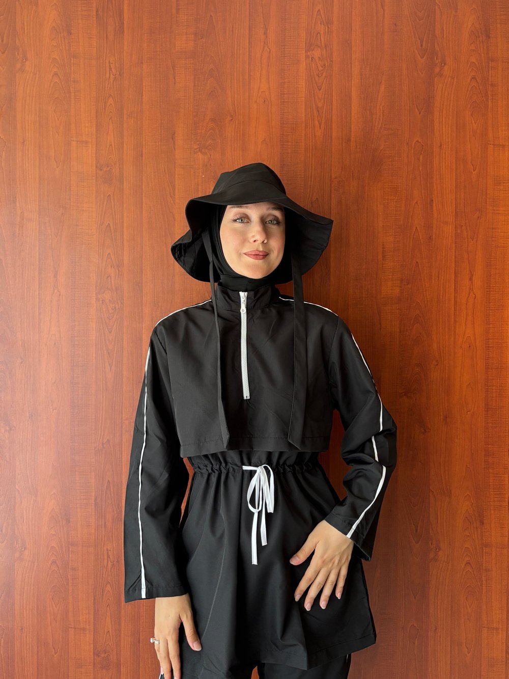 Siyah Haşema Şapka