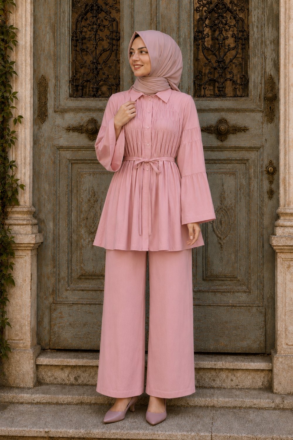  Önü Büzgülü Düğmeli Tunik ve Bol Paça Pantolon Takım - Pembe