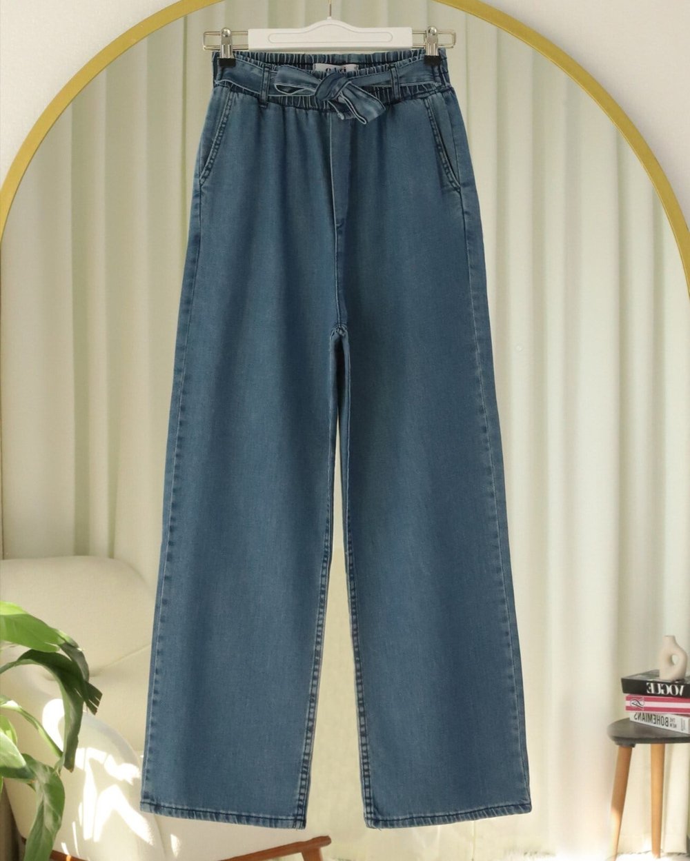 Beli Kuşaklı Lastikli Cepli Kot Pantolon -Laci