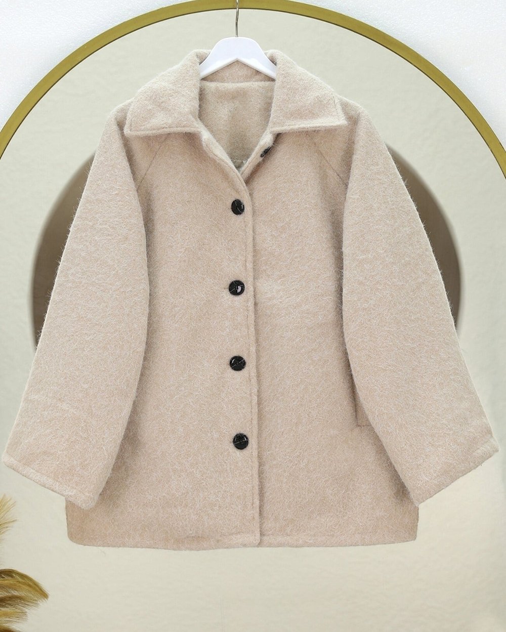 Çift Cepli Önü Düğmeli Astarlı Buklet Kaban -Bej