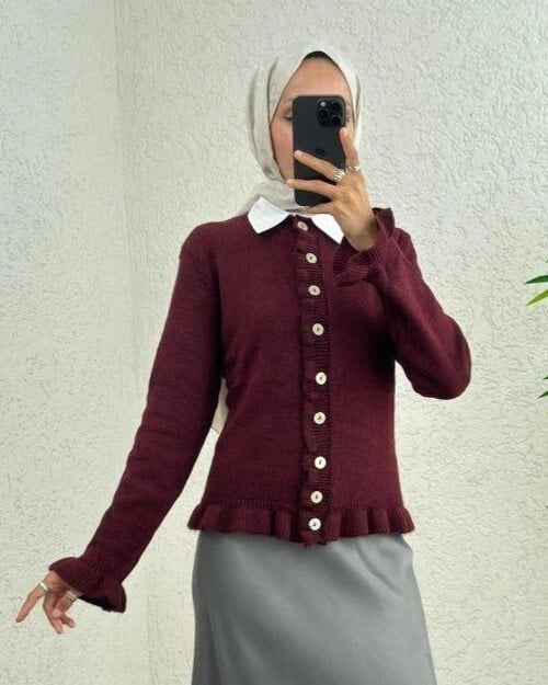 Düğmeli Önü Ve Eteği Fırfırlı Hırka -Bordo