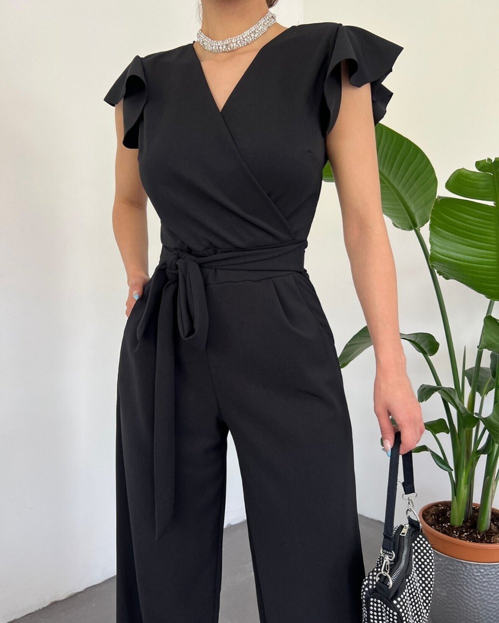 Fermuar Detaylı Fırfırlı Tulum -Siyah