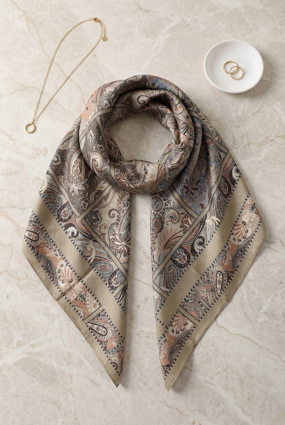 Geometrik Çerçeveli Rayon Eşarp -Yağ Yeşili