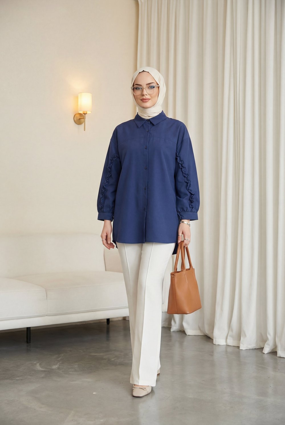 Kolları Fırfırlı Düğmeli Poplin Gömlek -Laci