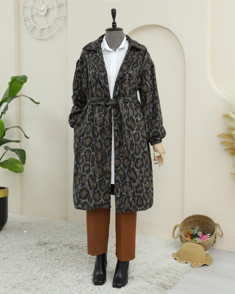 Kruvaze Yaka Kemerli Cepli Leopar Desen Kaşe Kap -Leopar