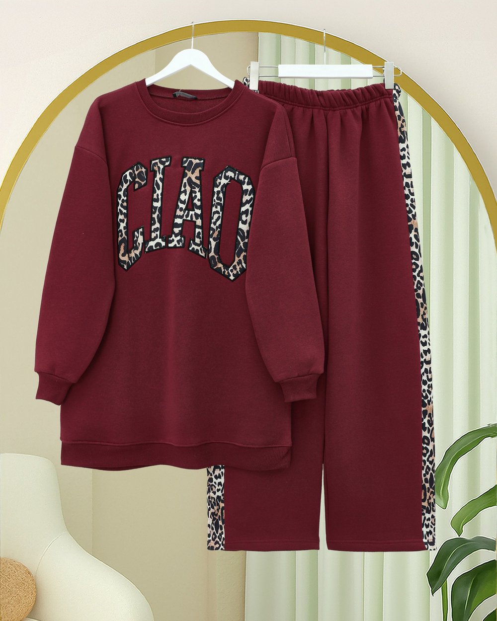 Önü Yazılı Leopar Deseni Detaylı Üç İplik Sweat Takım  -Bordo