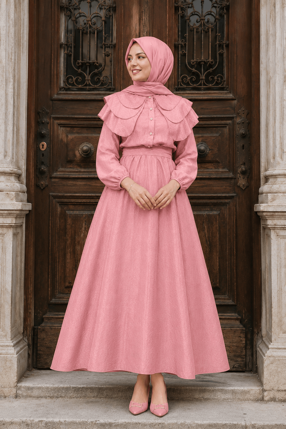 Fırfır ve Kemer Detaylı Elbise - Pembe