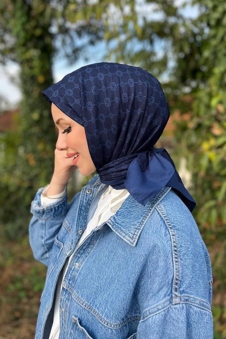 AKER ELEGANCE MONOGRAM EŞARP