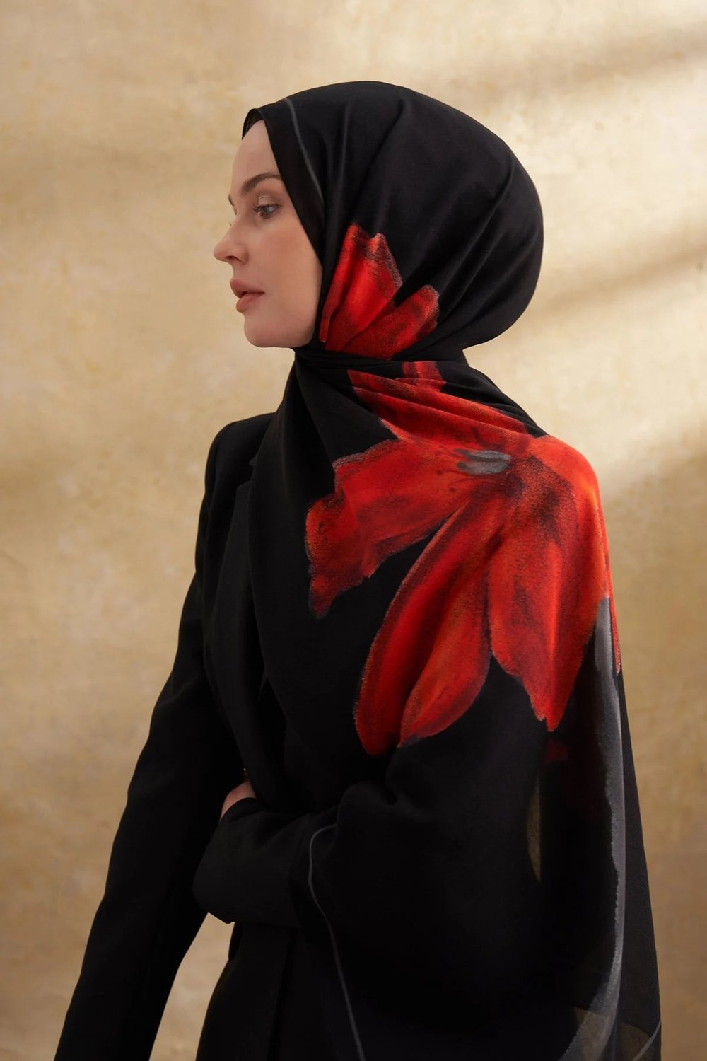 İPEK MODAL VELVET BLOOM DESEN ŞAL - SİYAH