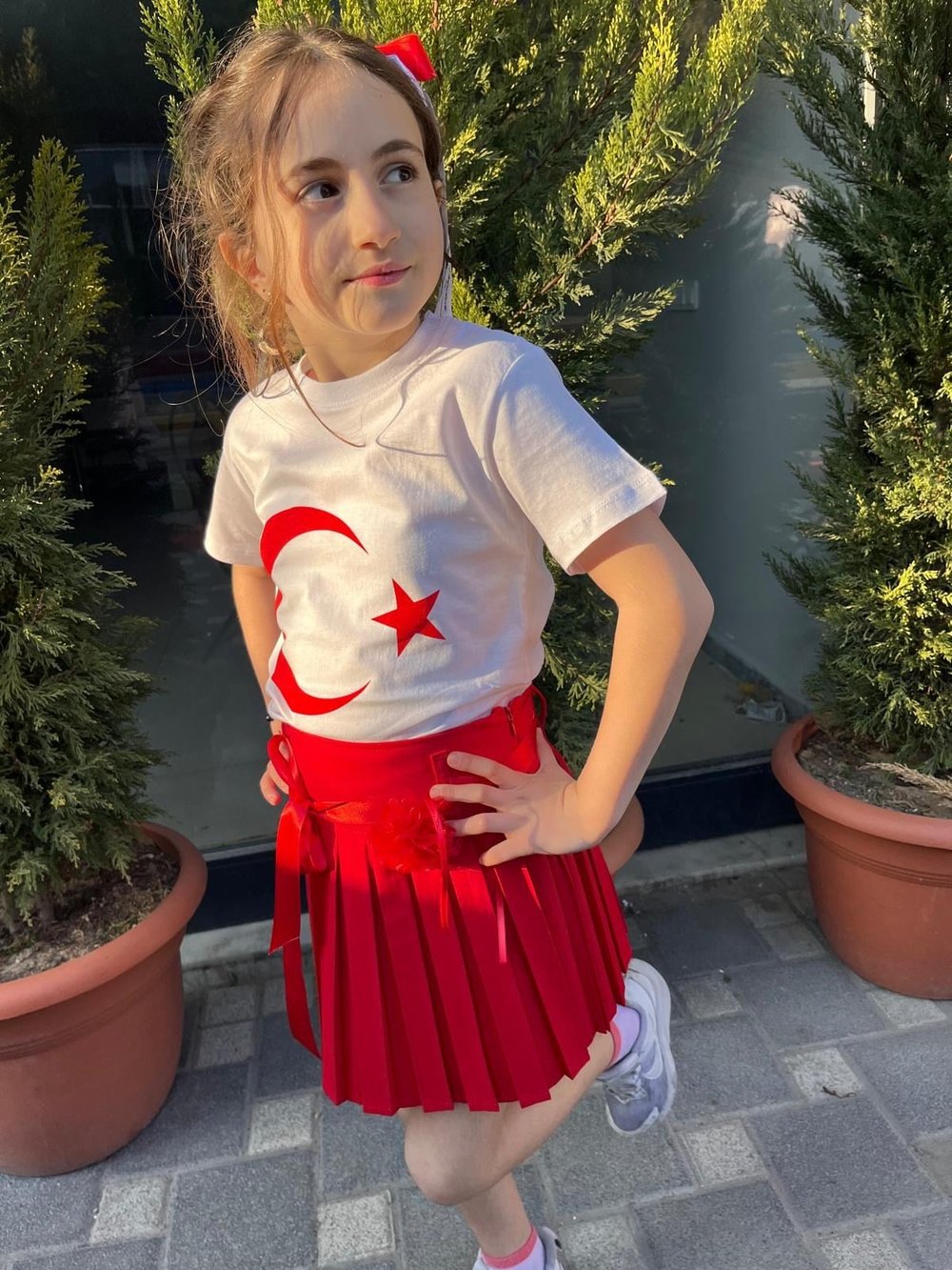 bebeu kırmızı etek
