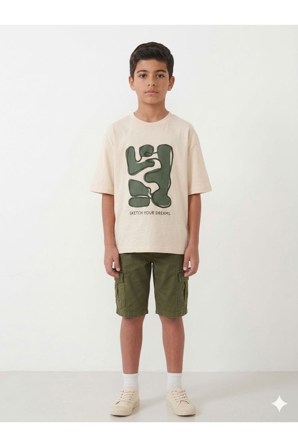 Erkek Bej T-Shirt Yeşil Şort Takım