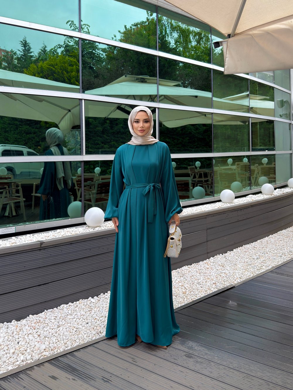 gizia özel dökümlü abaya takım